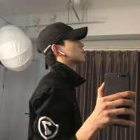 志设网设计师：深情何须显摆
